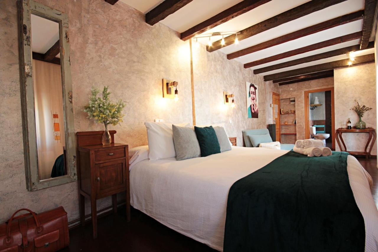 Domitila Rooms Clavijo Exterior photo